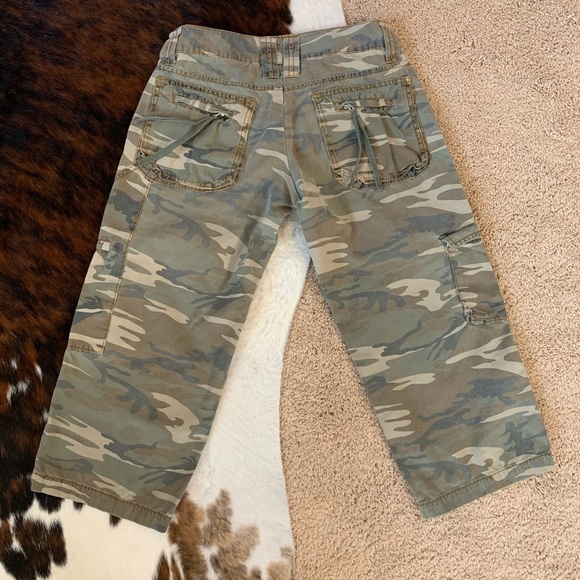 ❌SOLD❌MISS ME-Camouflage Cropped Cargo Jeans-M - Picture 7 of 7